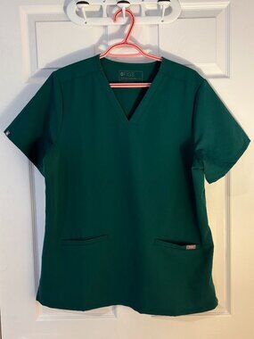 Figs Women's Casma Three-Pocket V-Neck Scrub Top, Size XL, Hunter Green